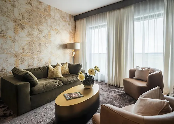 Der Valk Отель Хорн