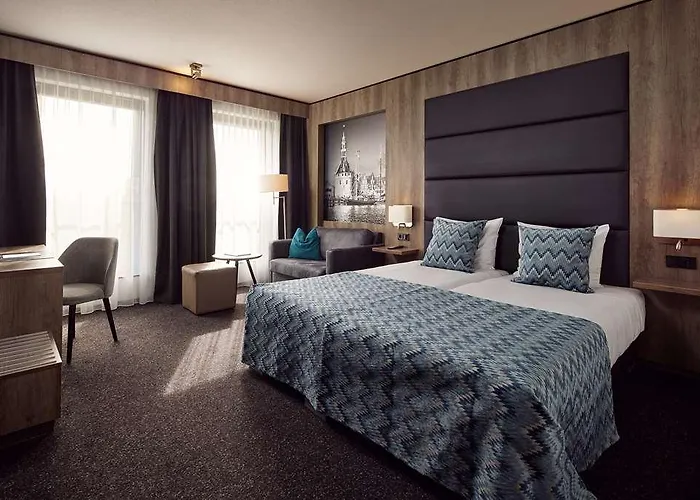 Отель Der Valk Хорн