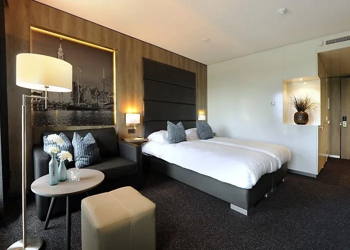 Der Valk Отель 4*