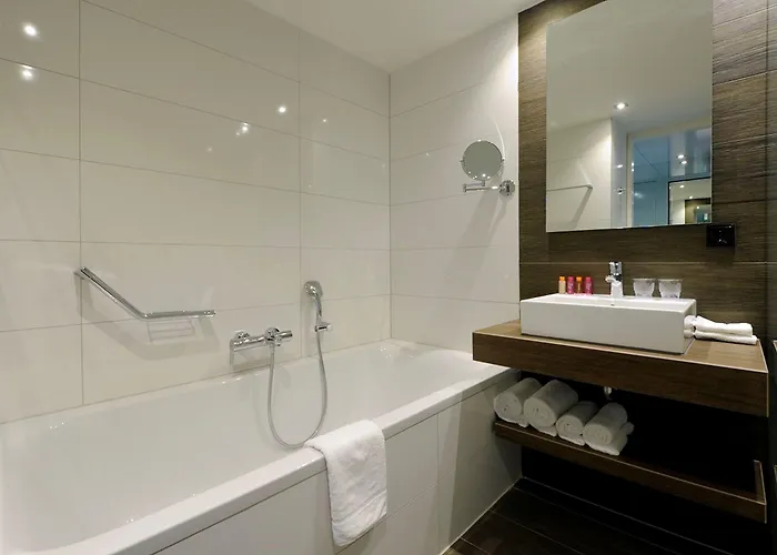 Отель Der Valk Хорн