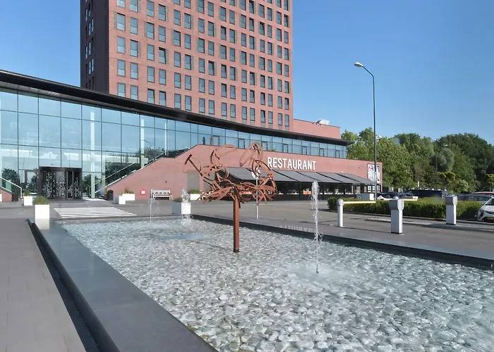 Der Valk Отель 4*