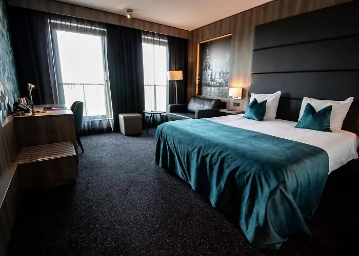 Отель Der Valk Хорн