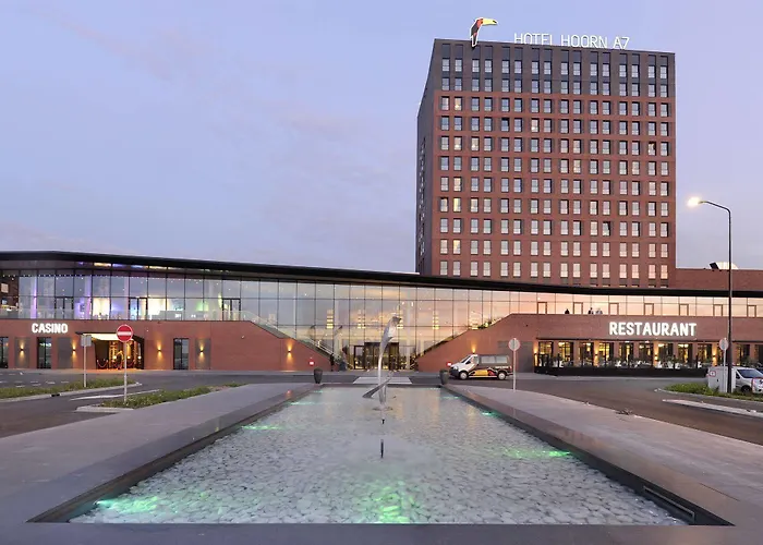 Der Valk Отель 4*