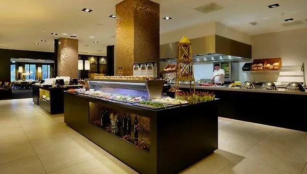 Отель Der Valk Хорн