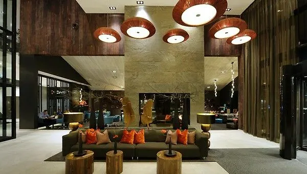 Отель Der Valk 4*