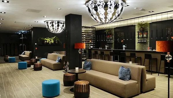 Отель Der Valk Хорн